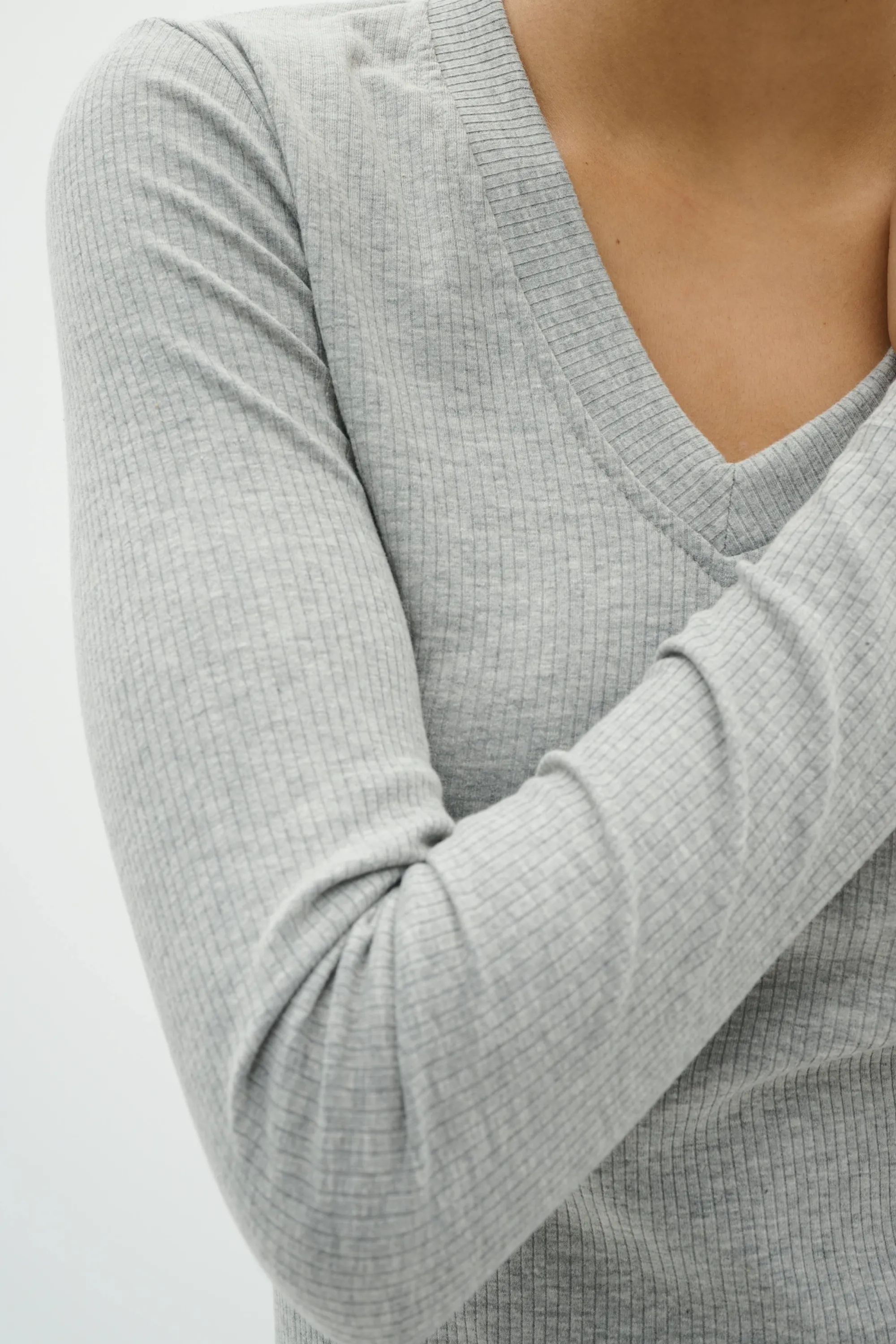 InWear T-shirts & Toppe | DagnaIW Melange V-Neck T-shirt