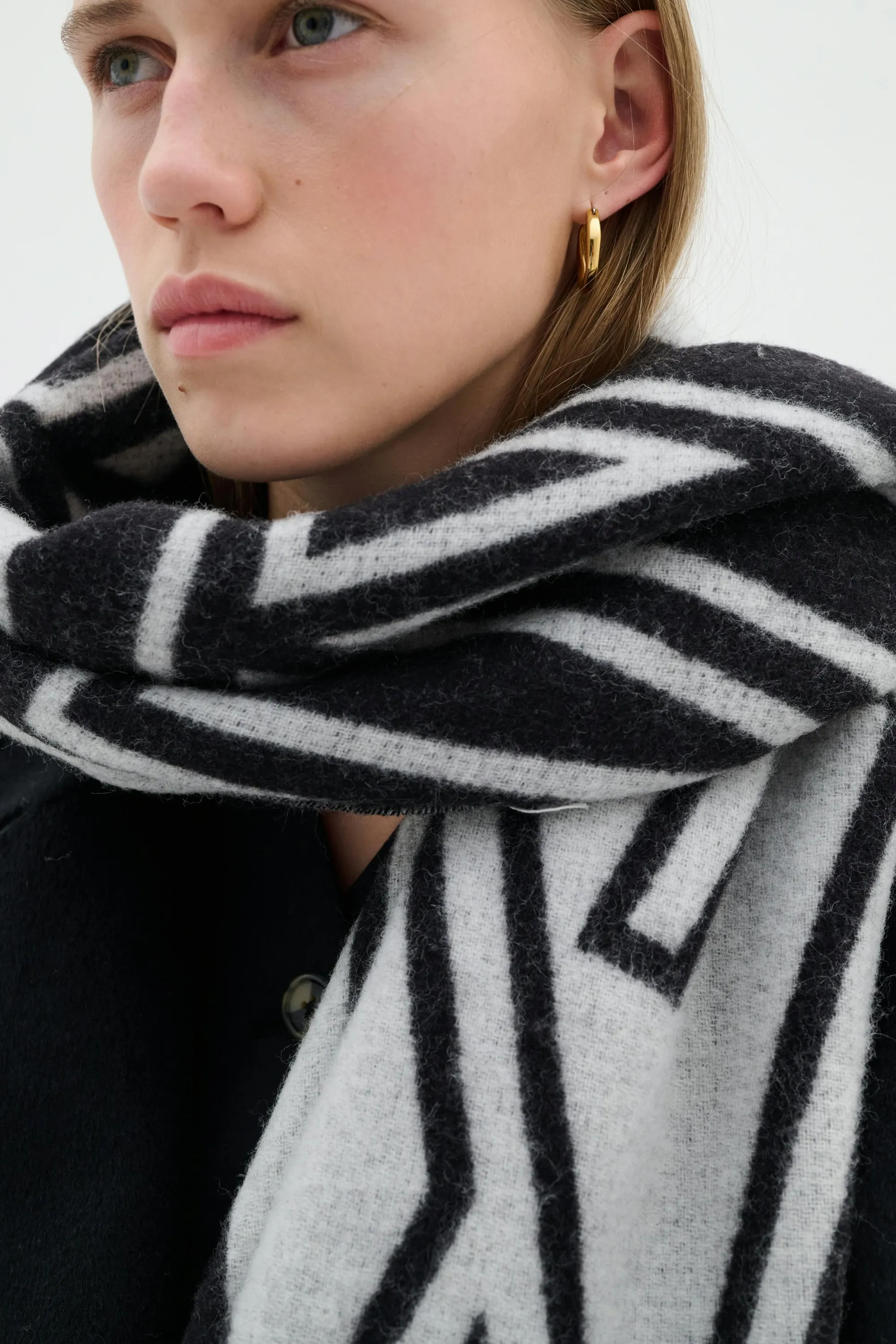 InWear Accessories | MyrtheIW Logo Tørklæde